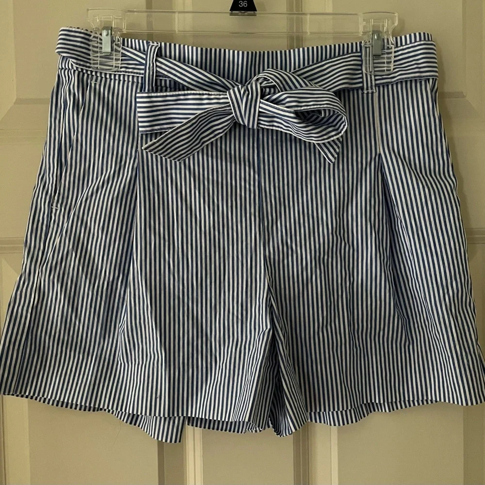 J.Crew Tie-waist short in cotton poplin, blue/white striped..size 4